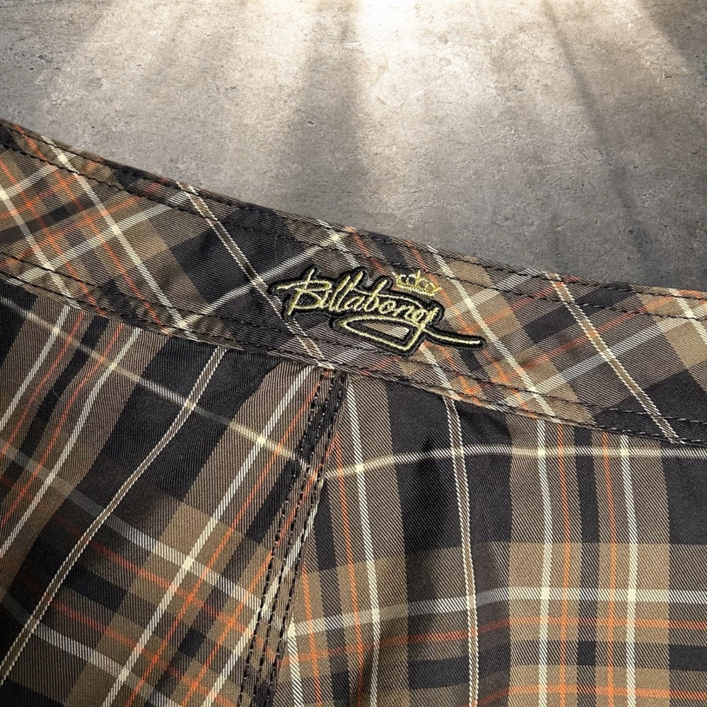 Billabong Plaid Board Shorts Brown Orange Y2K Skater Surfer Size 36 M1086CUN